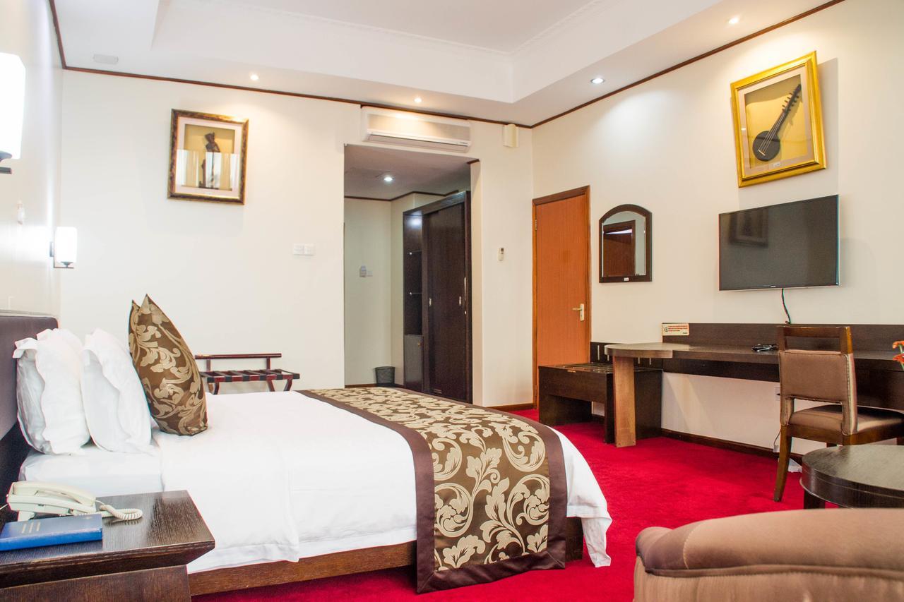 Lake View Resort Hotel Mbarara المظهر الخارجي الصورة